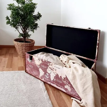 Bright And Modern In The Heart Of Apartament Altstätten