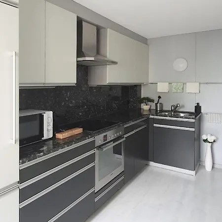 Bright And Modern In The Heart Of Apartment